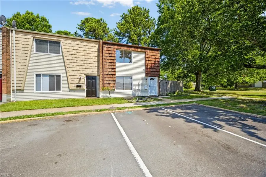 1208 Green Cedar Lane, Virginia Beach, VA 23453 - #2