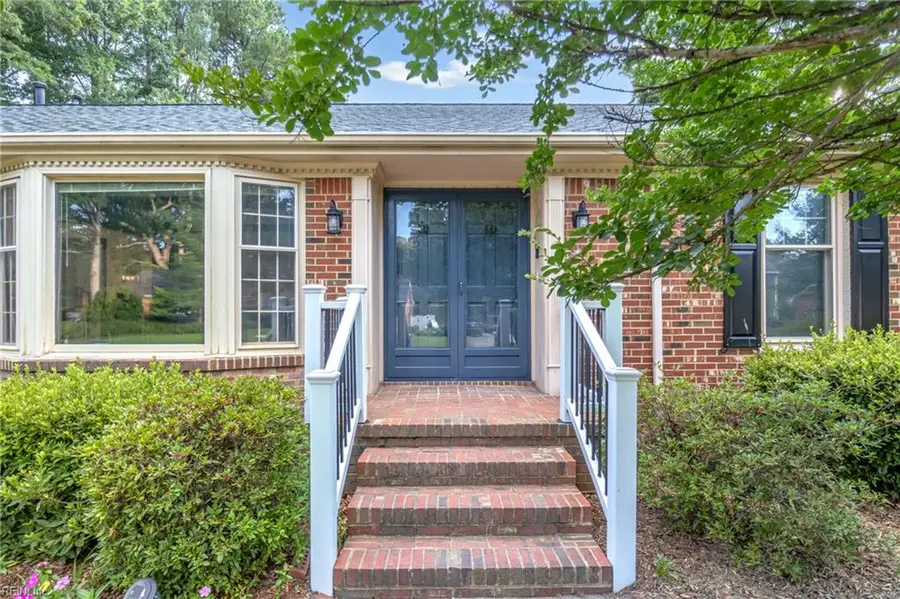 3208 Meadowbrook Lane, Chesapeake, VA 23321 - #2