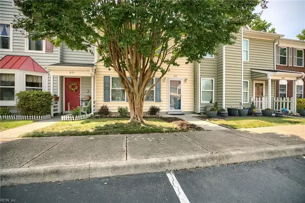 205 Whitewater Drive, Newport News, VA 23608