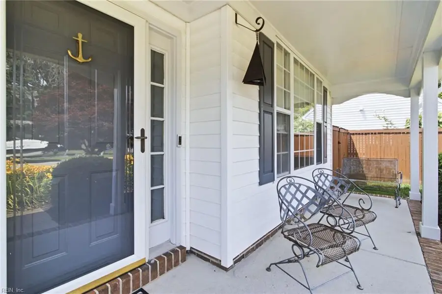 511 Winterwater Court, Chesapeake, VA 23320 - #3