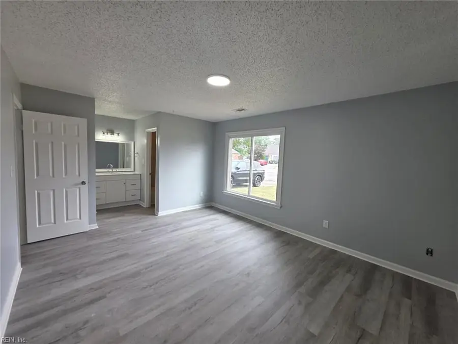 1211 Haig Circle, Virginia Beach, VA 23453 - #2