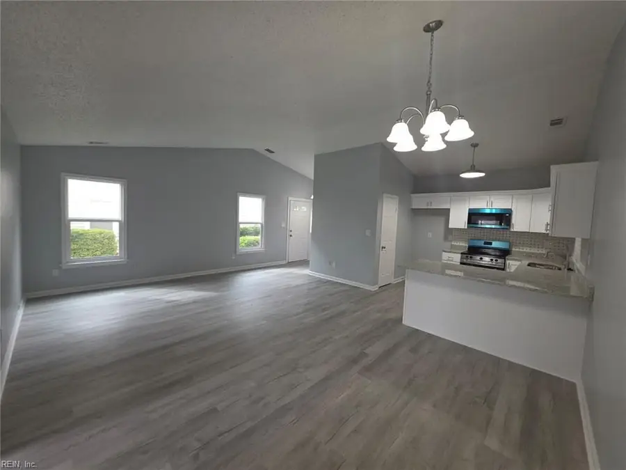 1211 Haig Circle, Virginia Beach, VA 23453 - #3