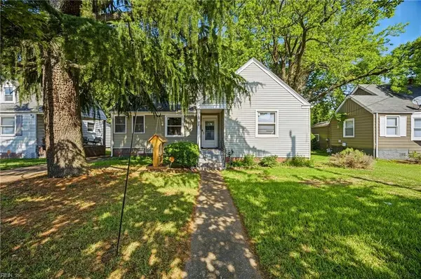302 Plover Drive, Portsmouth, VA 23704