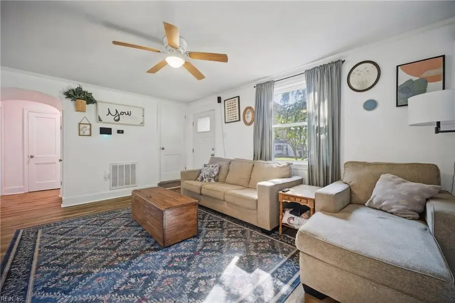 302 Plover Drive, Portsmouth, VA 23704 - #3