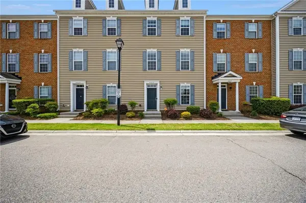 4873 Travertine Avenue, Virginia Beach, VA 23462