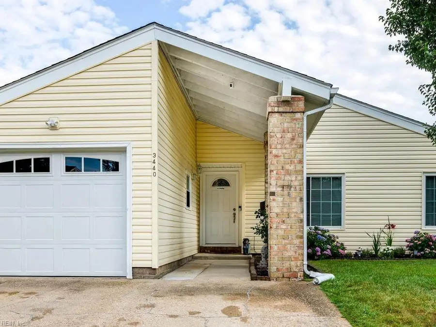 3440 Daffodil Crescent, Virginia Beach, VA 23453 - #3