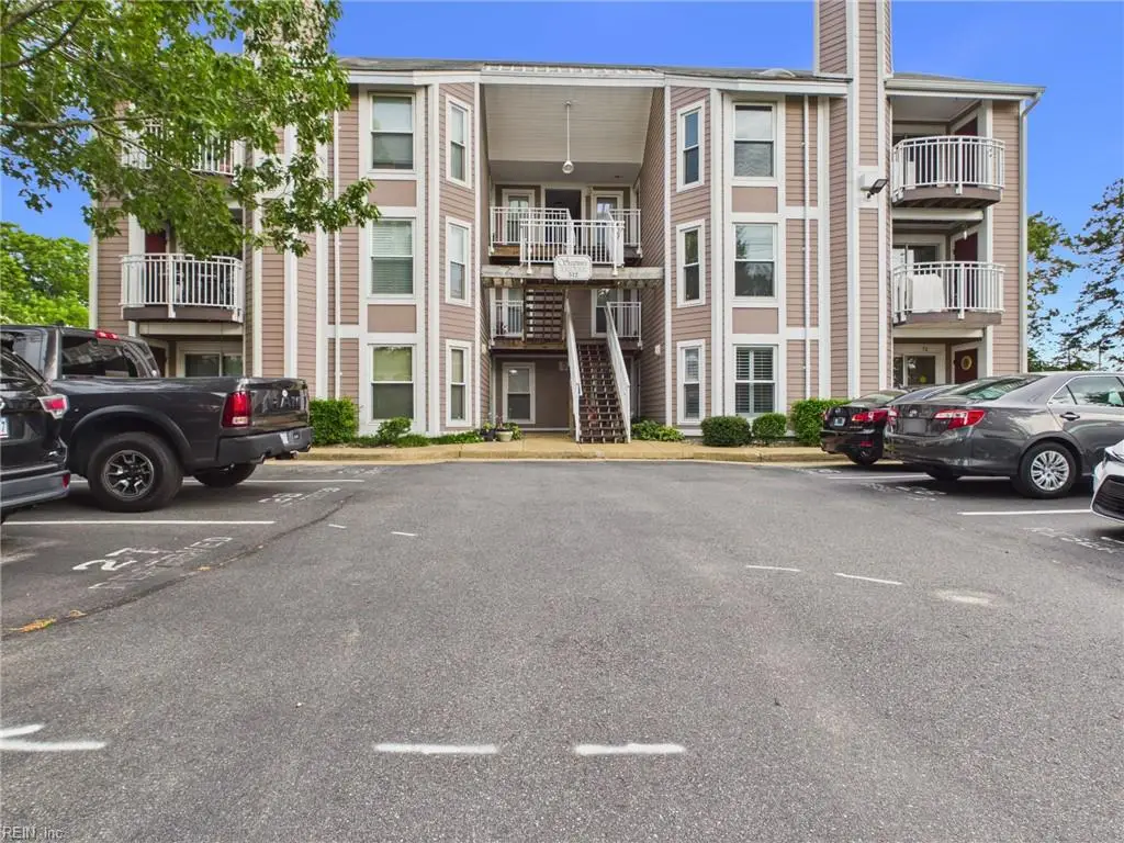 512 24th Street #104, Virginia Beach, VA 23451 - #1