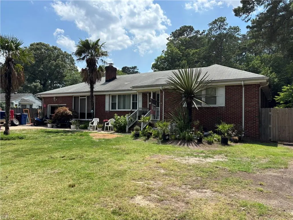 111 Goldcrest Drive, Chesapeake, VA 23325 - #1