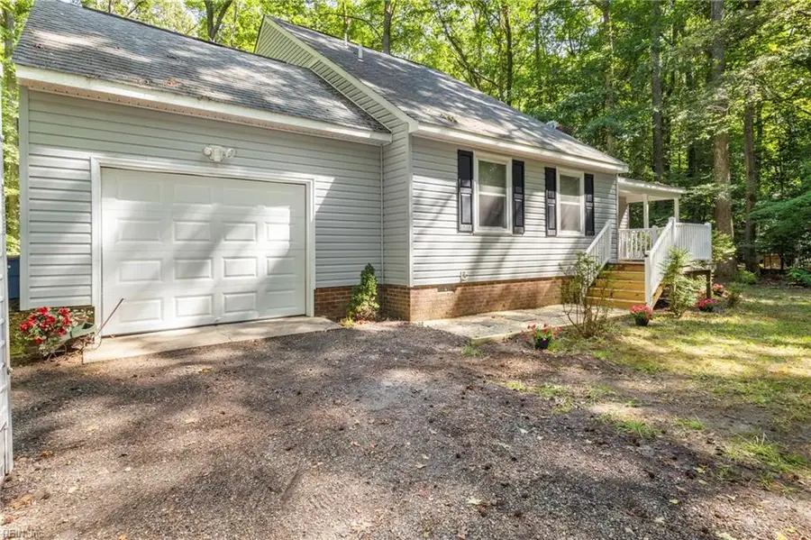 8201 Meandering Lane, North, VA 23128 - #3