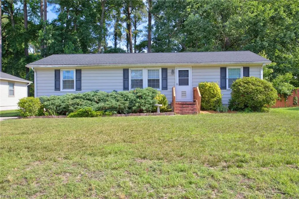 105 Cavalier Drive, Yorktown, VA 23692 - #1