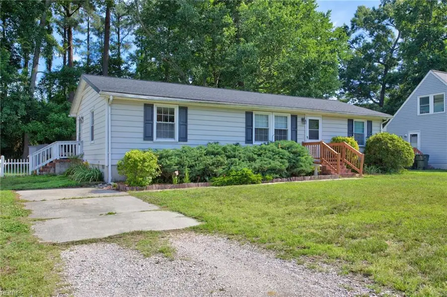 105 Cavalier Drive, Yorktown, VA 23692 - #3