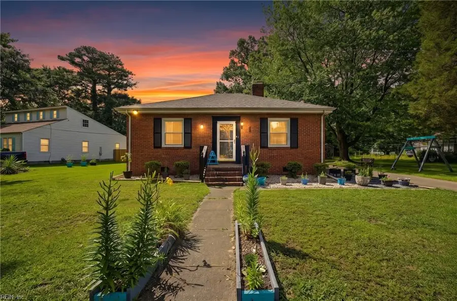 2204 Battery Park Road, Chesapeake, VA 23323 - #2