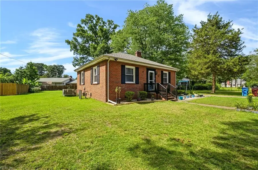 2204 Battery Park Road, Chesapeake, VA 23323 - #3