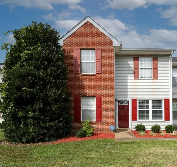 3325 Clover Meadows Drive, Chesapeake, VA 23321