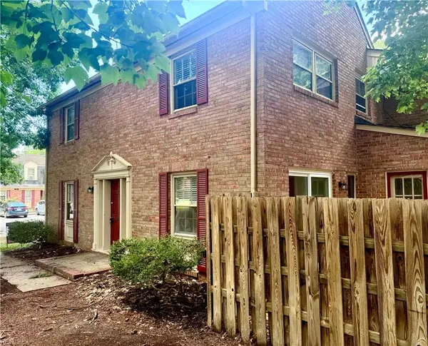 416 Hustings Lane #F, Newport News, VA 23608