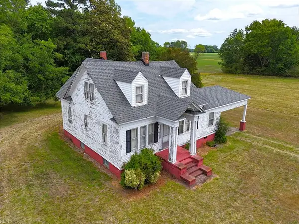 373 Colonial Trail, Surry, VA 23883