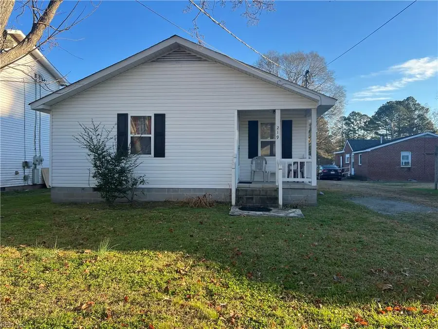 219 Cobb Street, Franklin, VA 23851 - #2