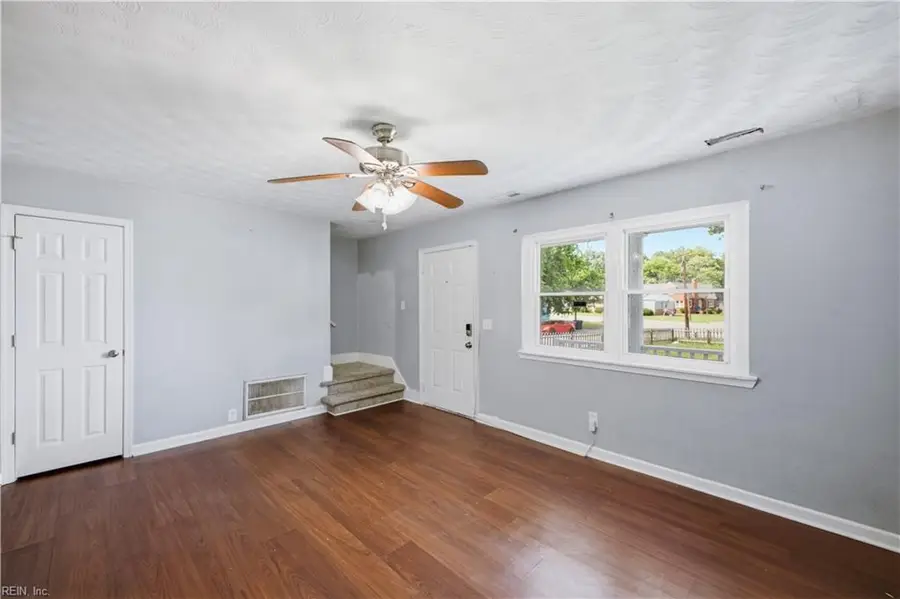 1902 Bay Avenue, Hampton, VA 23661 - #3