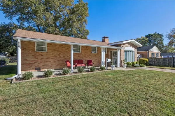 702 Kings View Court, Hampton, VA 23669