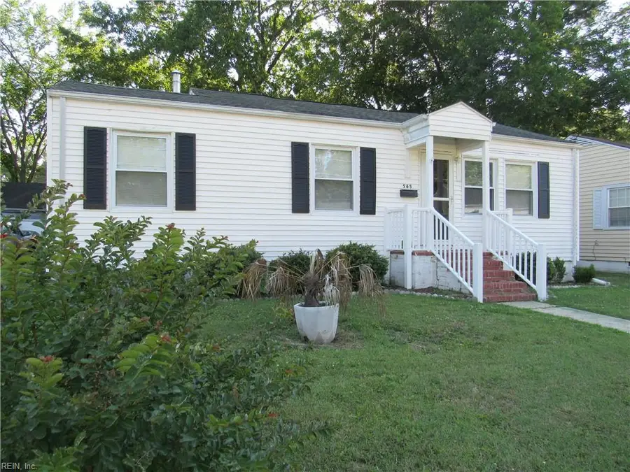 565 Ashton Avenue, Franklin, VA 23851 - #2