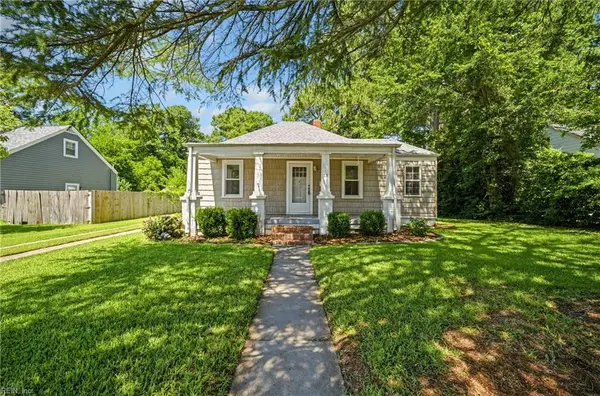 13 California Avenue, Portsmouth, VA 23701