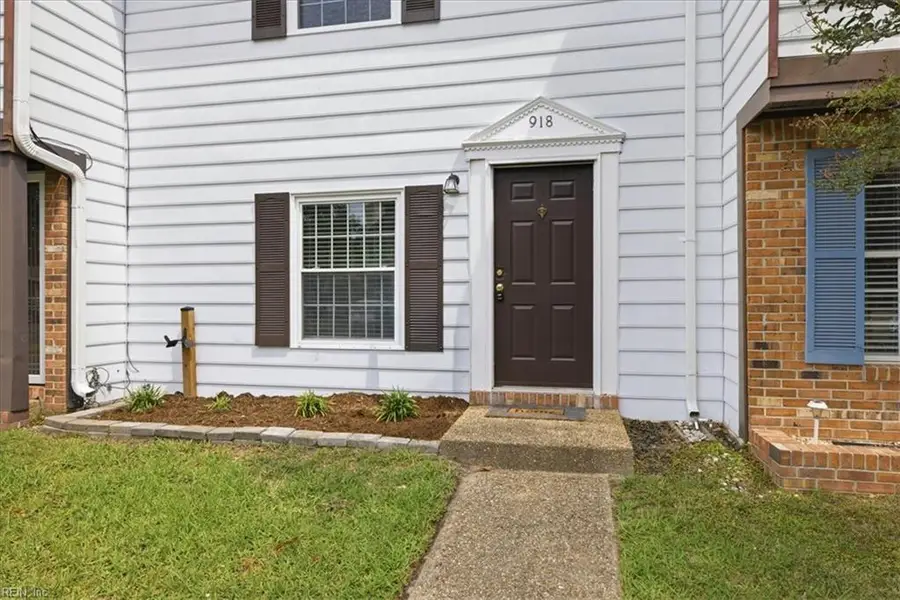 918 Seabreeze Court, Chesapeake, VA 23320 - #3