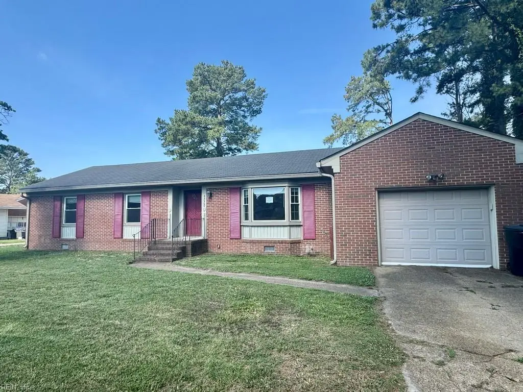 4220 Heather Road, Portsmouth, VA 23703 - #1