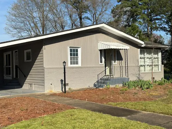 912 Oklahoma Drive, Chesapeake, VA 23323