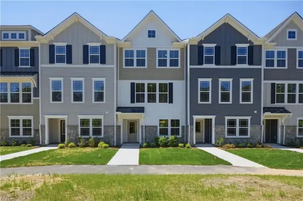 13 Bracewell Lane, Yorktown, VA 23692