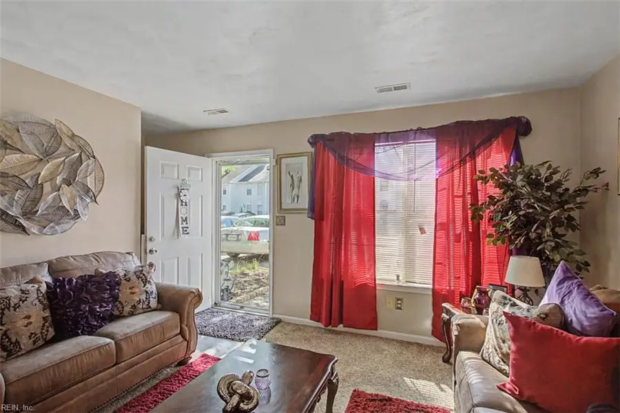 423 Eureka Loop, Newport News, VA 23601 - #2