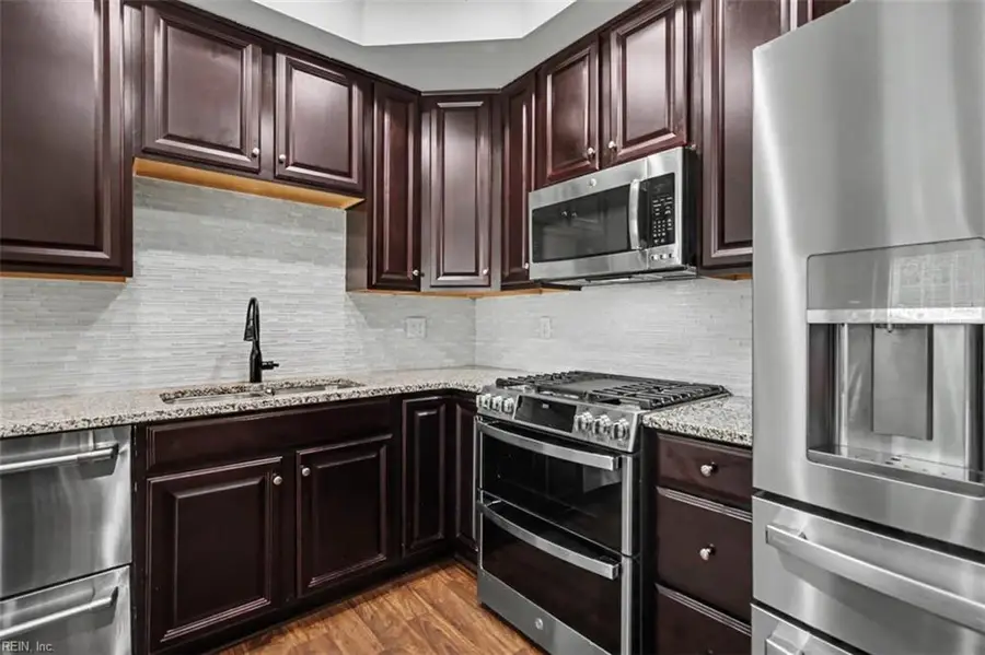 113 Hale Circle, Yorktown, VA 23690 - #3