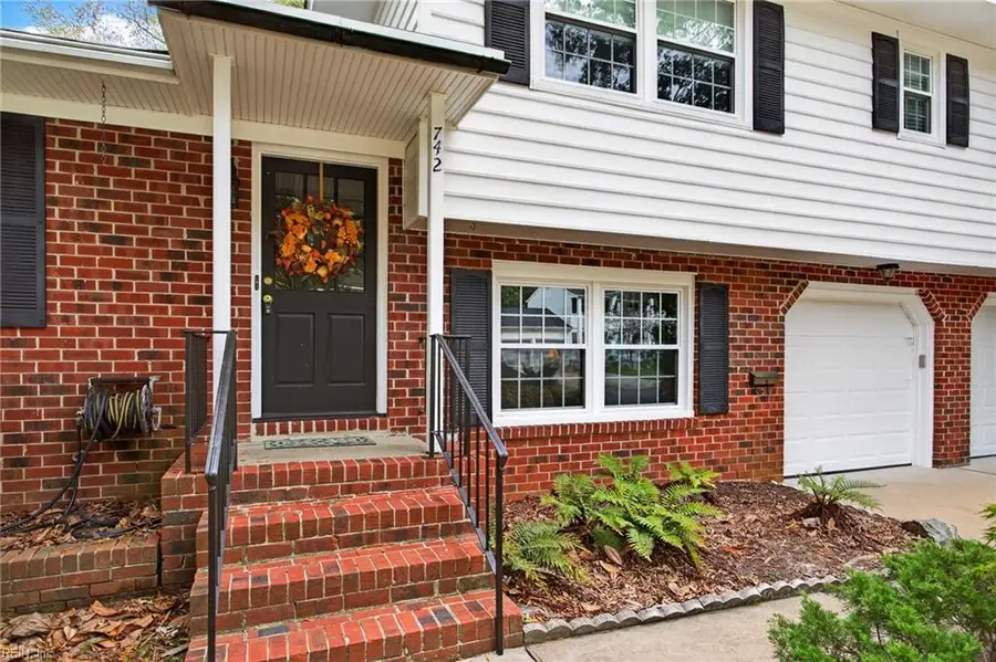 742 Jouett Drive, Newport News, VA 23608 - #2