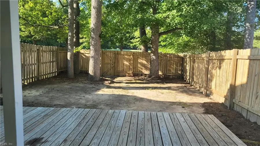 115 Heather Way #H, Yorktown, VA 23693 - #3
