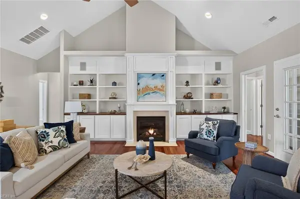 204 Castleberry Drive, Chesapeake, VA 23322