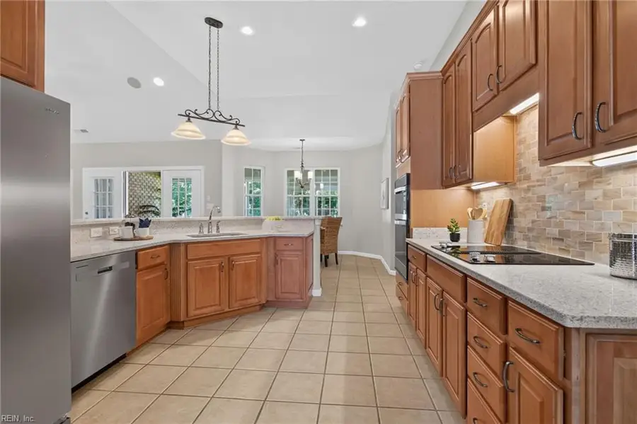 204 Castleberry Drive, Chesapeake, VA 23322 - #2