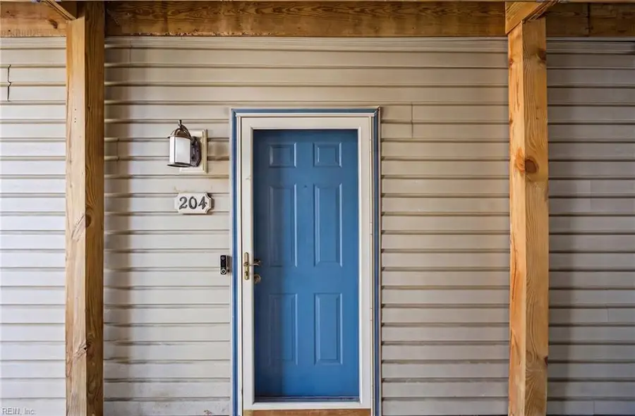 410 Delaware Avenue #204, Norfolk, VA 23508 - #3