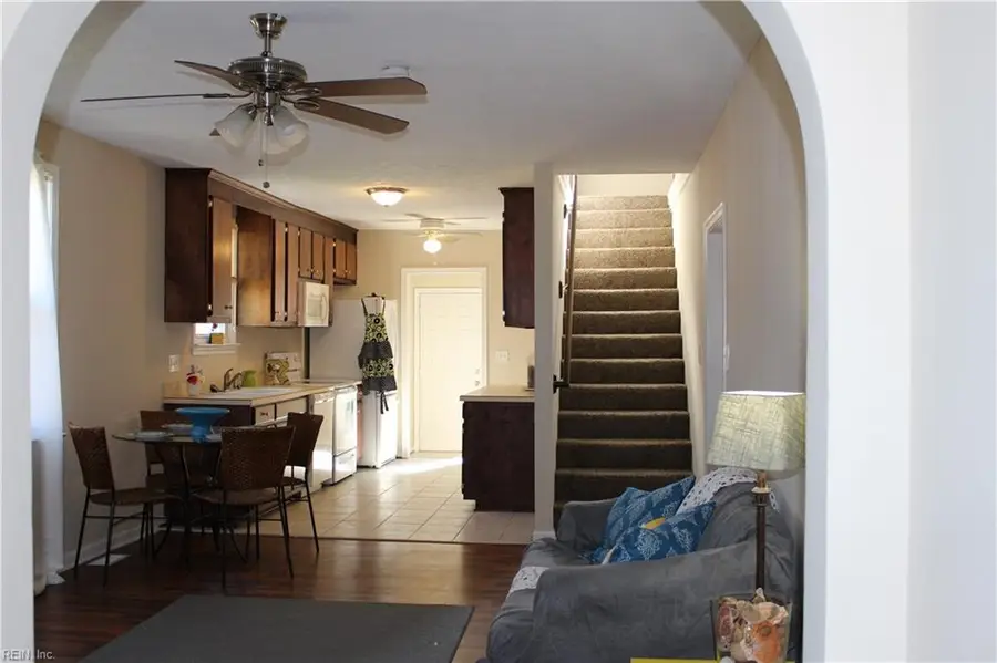 5912 Old Avenue, Newport News, VA 23605 - #3