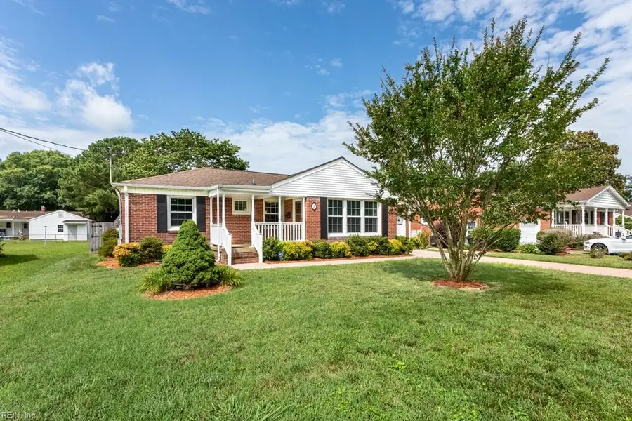33 Saint Albans Drive, Hampton, VA 23669 - #2