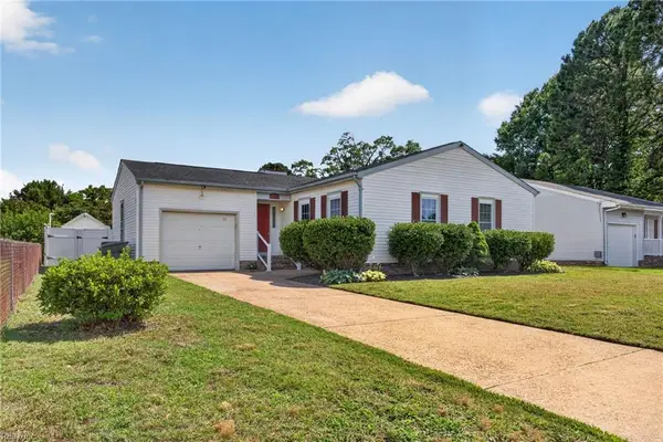 16 E Davis Road, Hampton, VA 23666