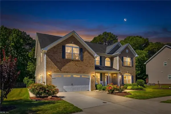 509 Hanbury Road W, Chesapeake, VA 23322