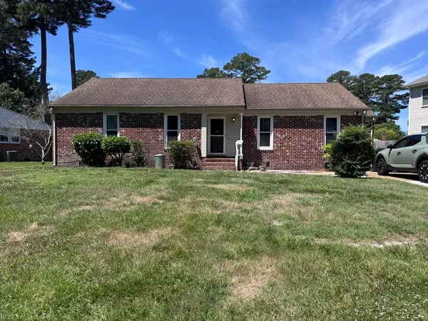 2824 Augusta Circle, Virginia Beach, VA 23453