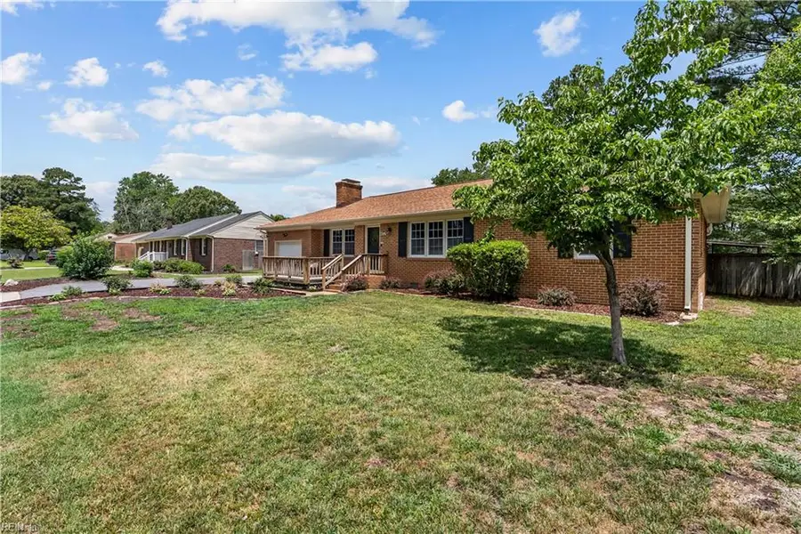452 Warhawks Road, Chesapeake, VA 23322 - #2