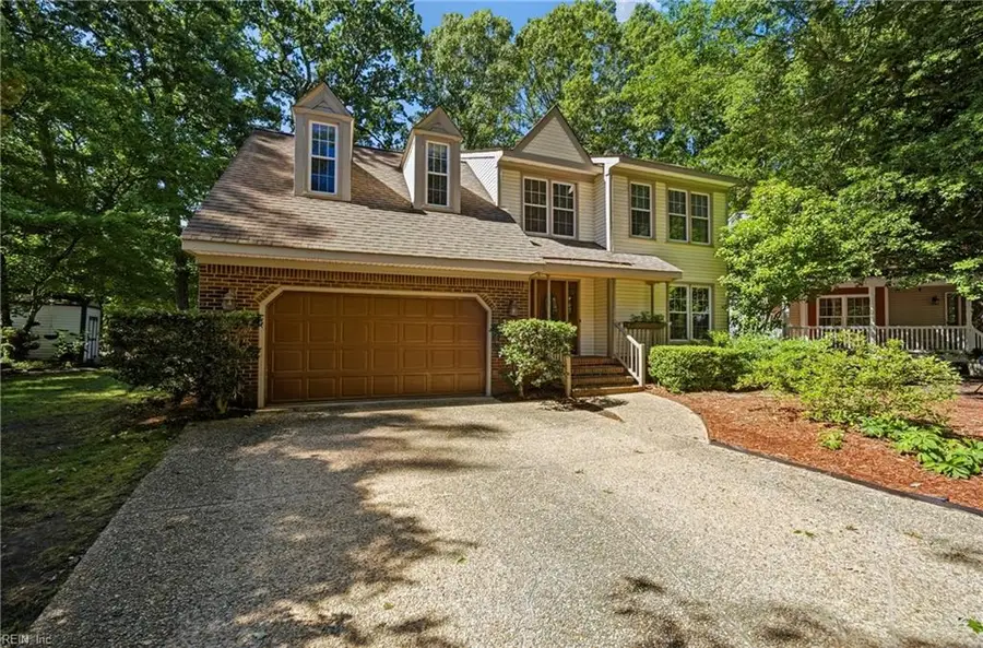 2202 Buckingham Green, Newport News, VA 23602 - #2