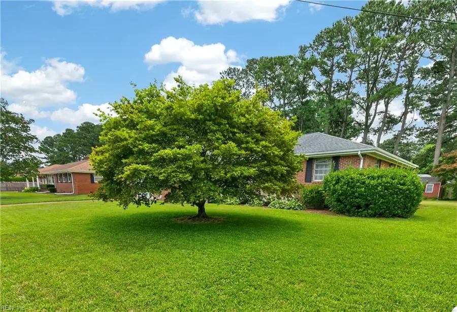 5729 Hawthorne Lane, Portsmouth, VA 23703 - #3