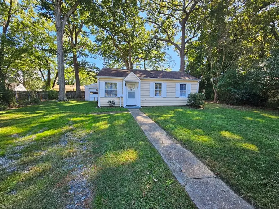 330 Shawen Drive, Hampton, VA 23669 - #2