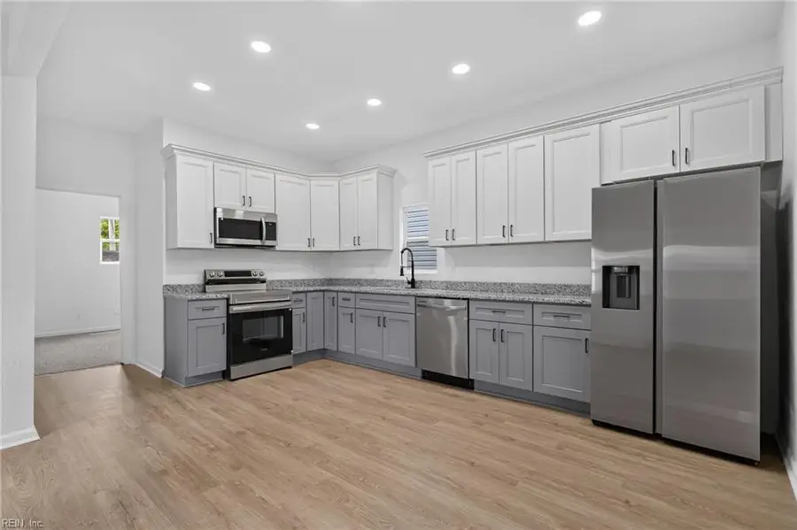 1913 County Street, Portsmouth, VA 23704 - #3