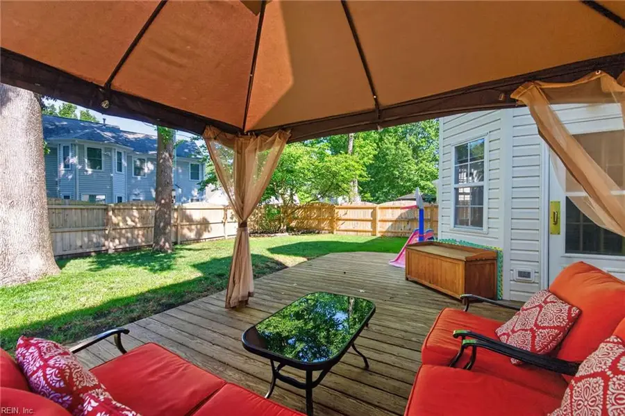 527 Windward Drive, Chesapeake, VA 23320 - #2