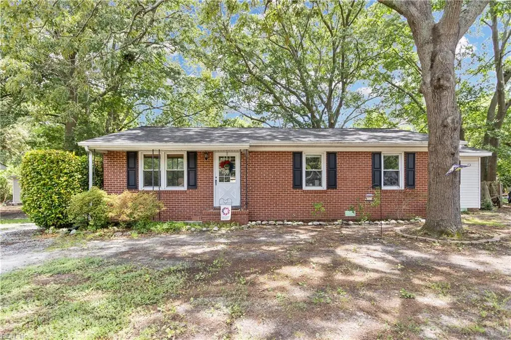 1659 Holly Drive, Gloucester Point, VA 23062 - #1