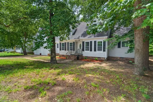 112 W Rexford Drive, Newport News, VA 23608
