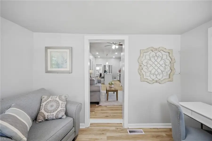 1012 Hannah Street, Norfolk, VA 23505 - #2
